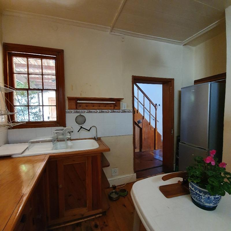 To Let 4 Bedroom Property for Rent in Grahamstown Central Eastern Cape